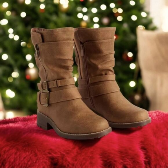 TORRID MOTO BOOTIE BOOTS NIB Cognac Colored  Side Zip  Size 8.5 Wide - Picture 2 of 16